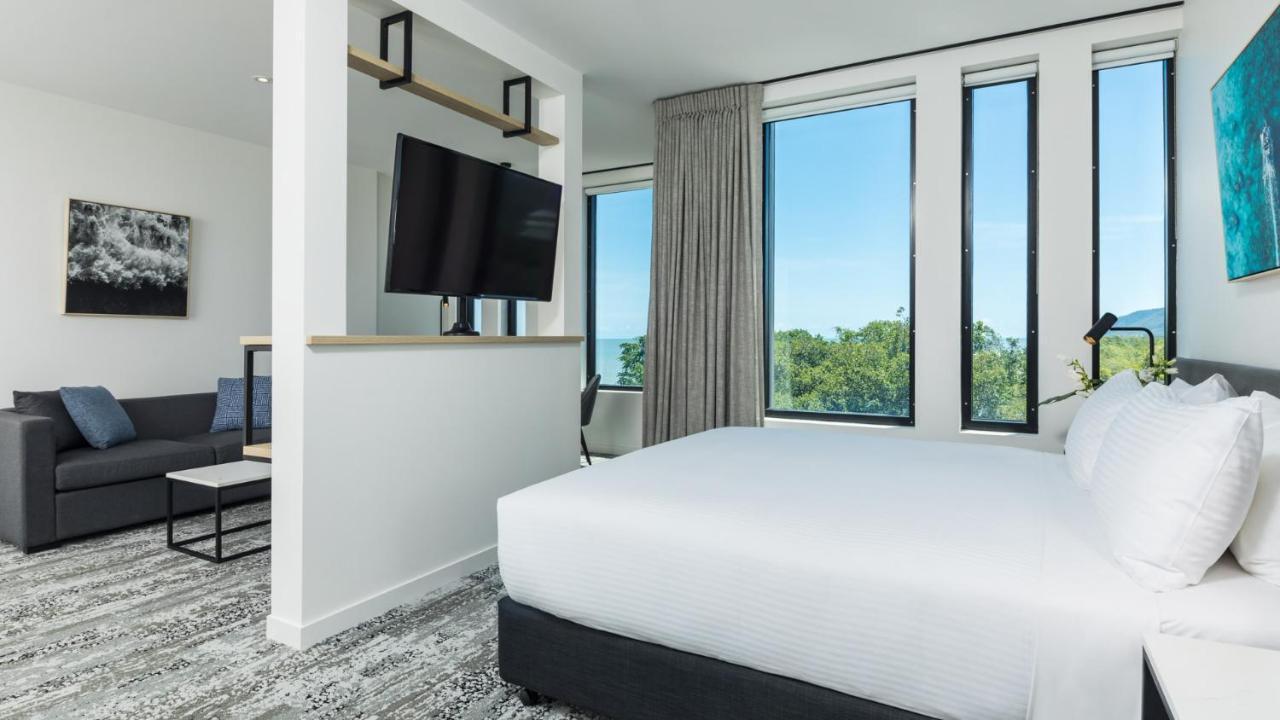 Oaks Cairns Hotel Exteriör bild