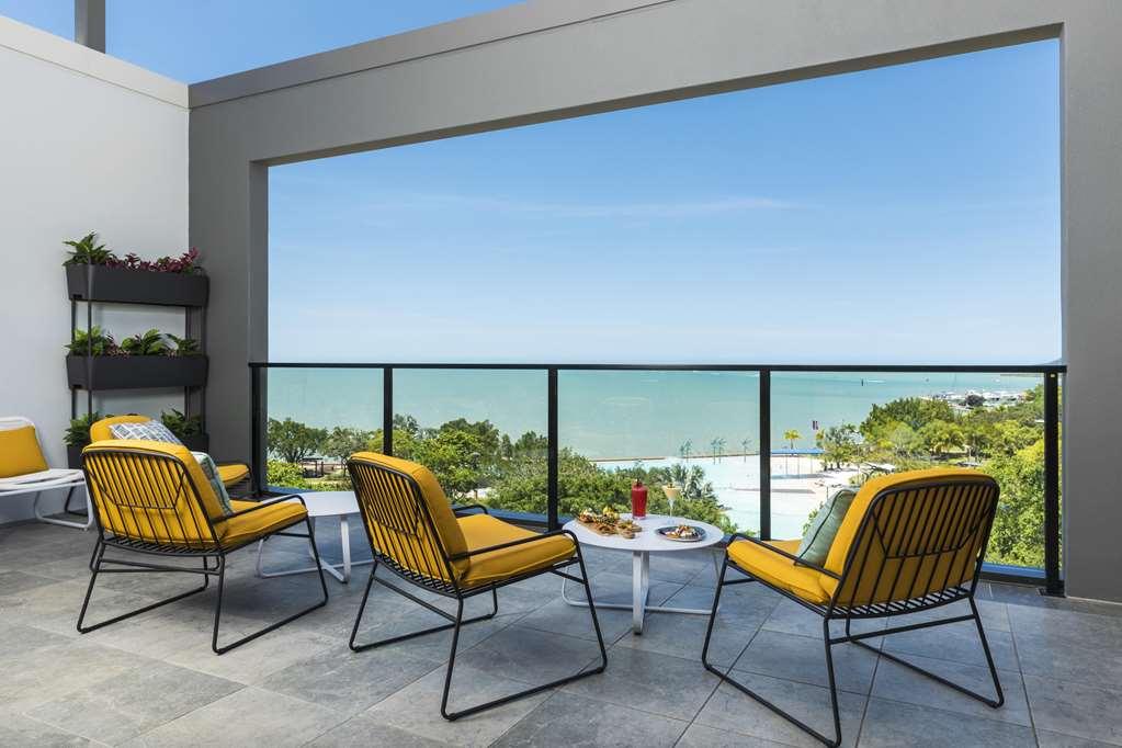 Oaks Cairns Hotel Restaurang bild