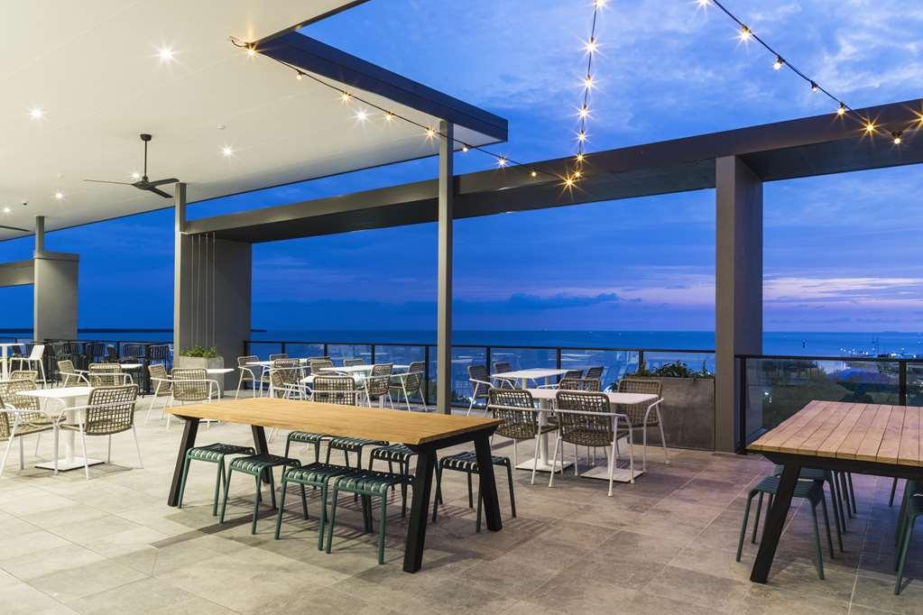 Oaks Cairns Hotel Restaurang bild