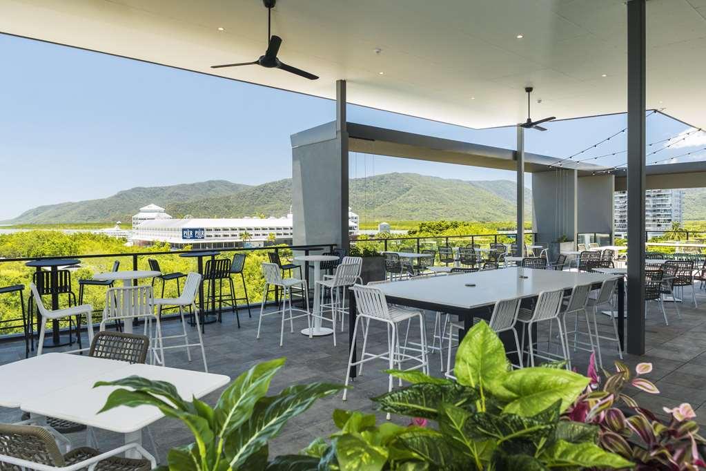 Oaks Cairns Hotel Restaurang bild